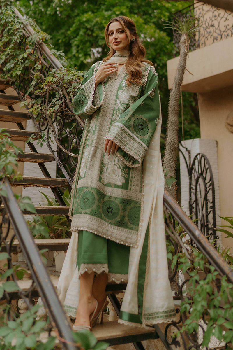 Picture of Zahra Malik in Zariya