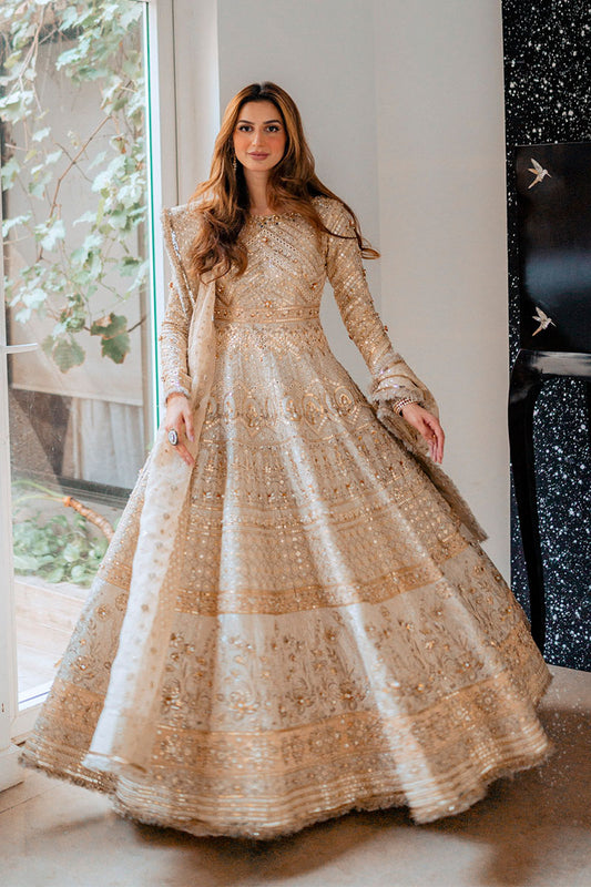 Zahra Malik in Moti
