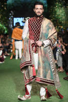 Picture of Jaanbaaz (B)