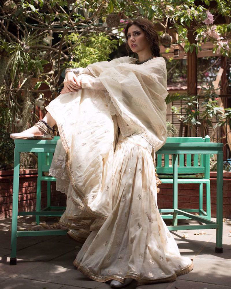 Mahira Khan | Mohsin Naveed Ranjha Design Studio