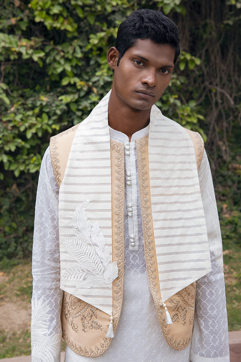 Picture of MNR-YB-19