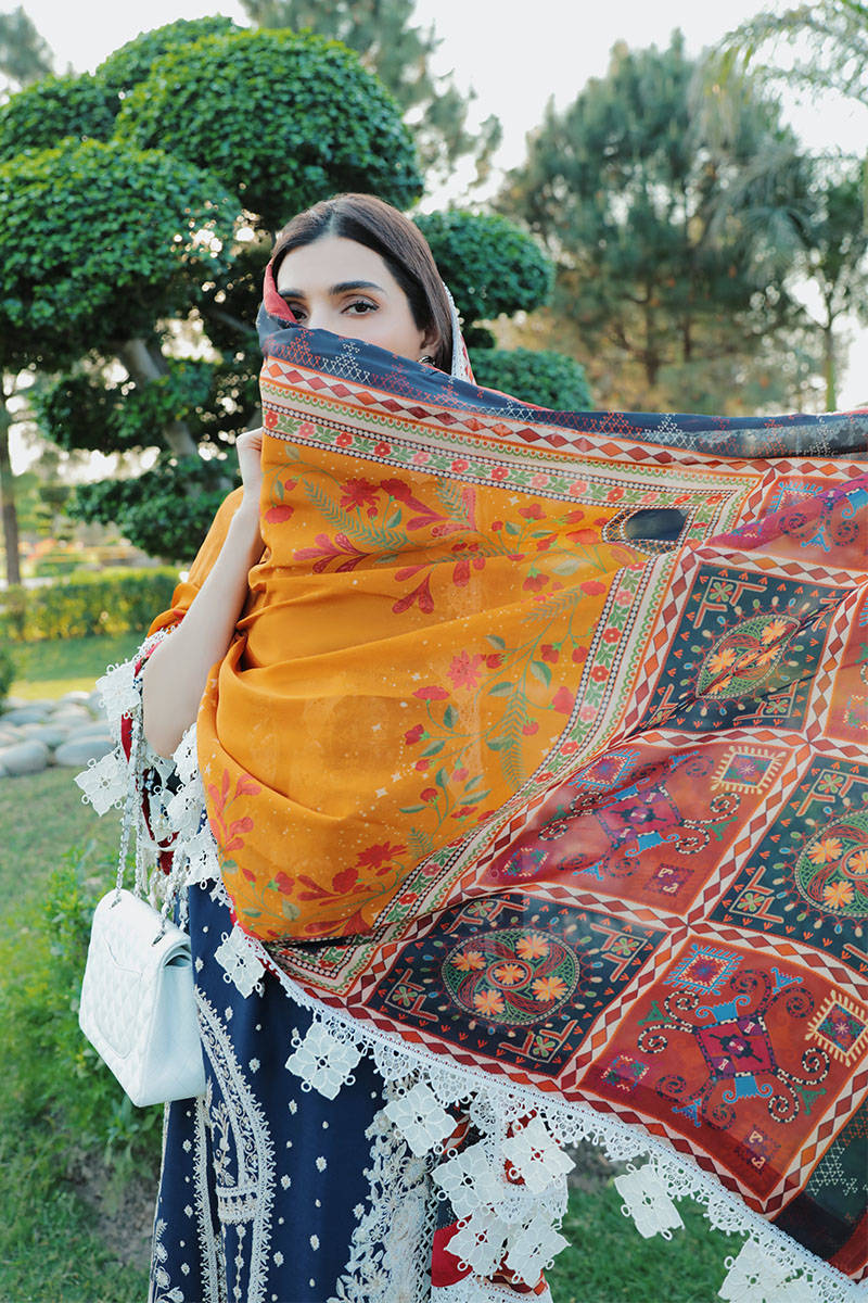 Picture of Alizeh in Ashna