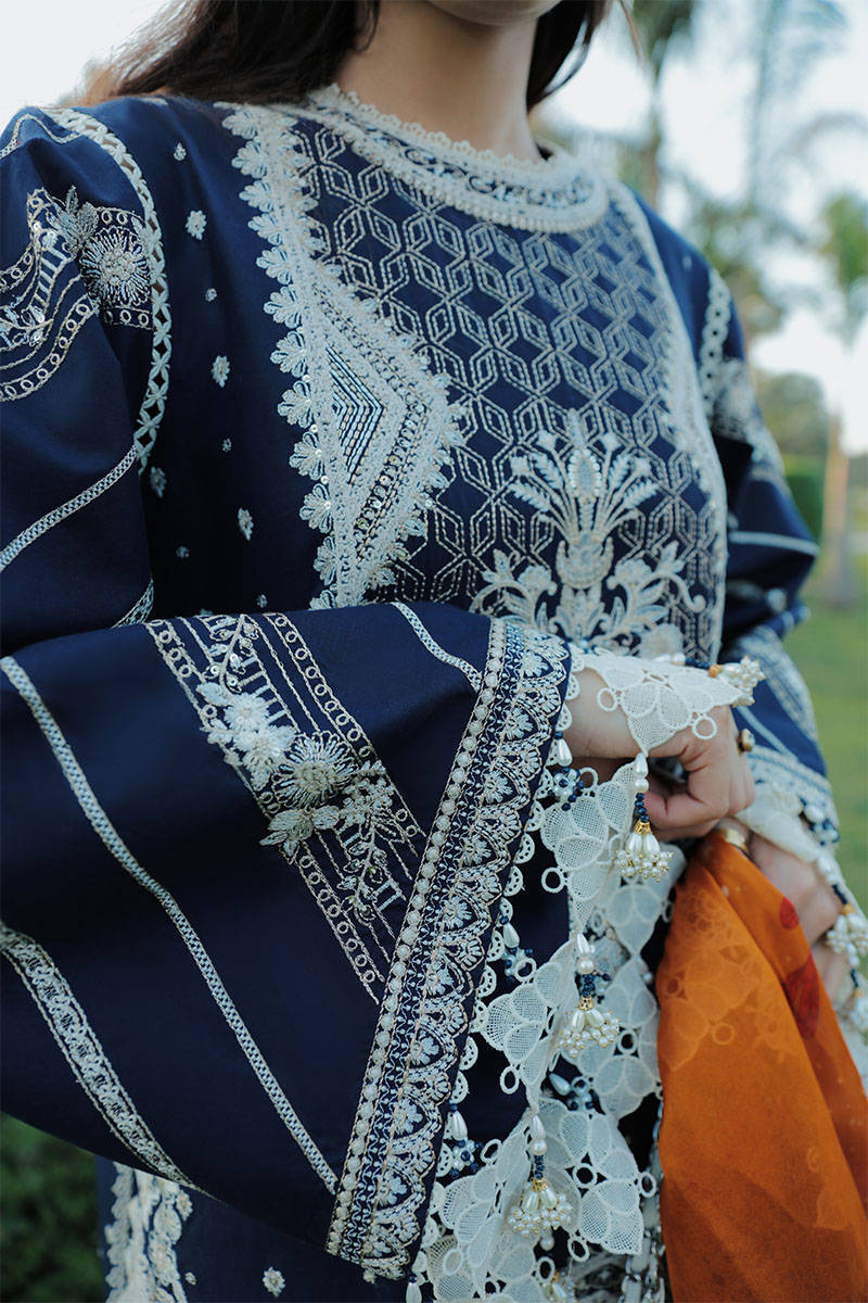 Picture of Alizeh in Ashna