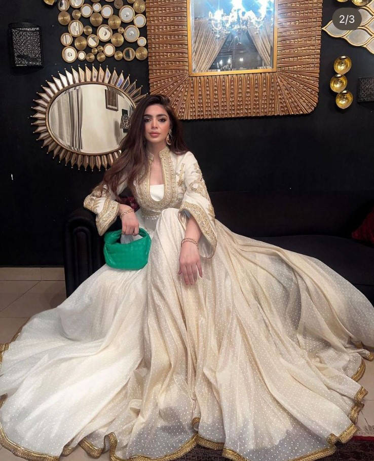 Picture of Customized Peshwas