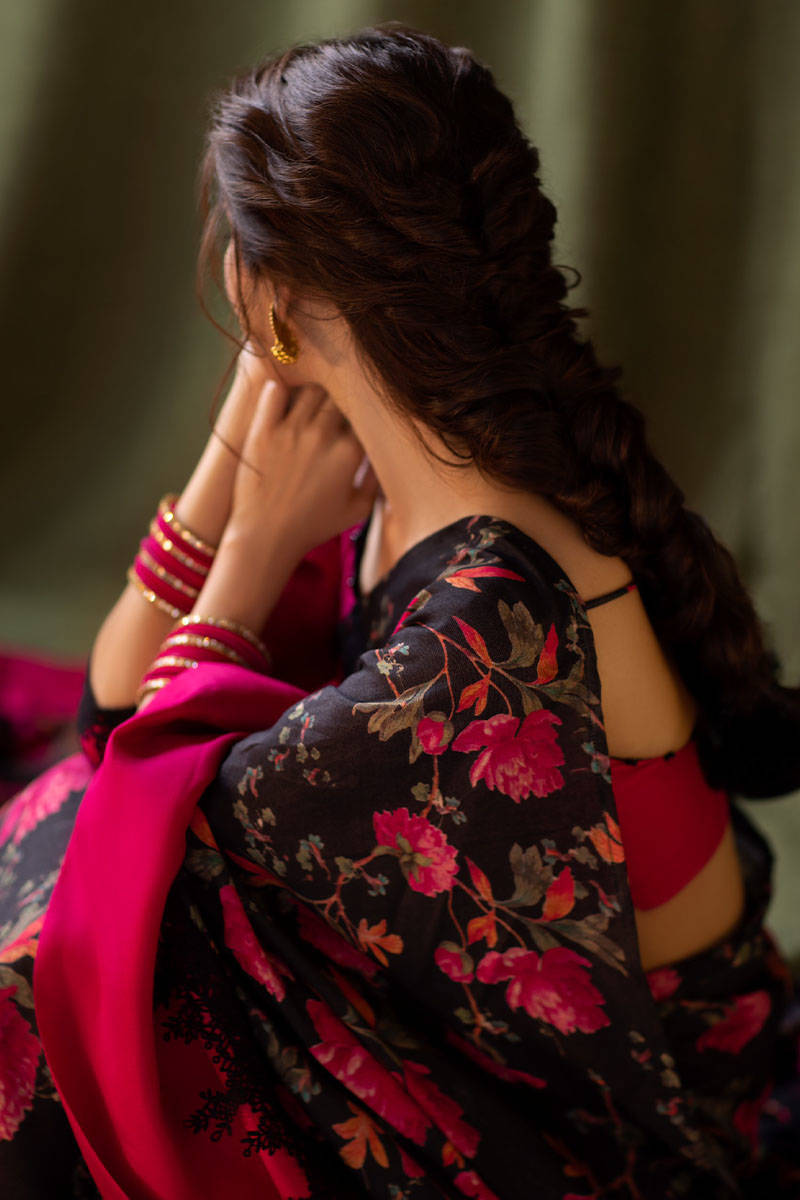 Picture of Maya Ali Saree