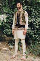 Picture of Nisari - Embroidered Silk kurta pants