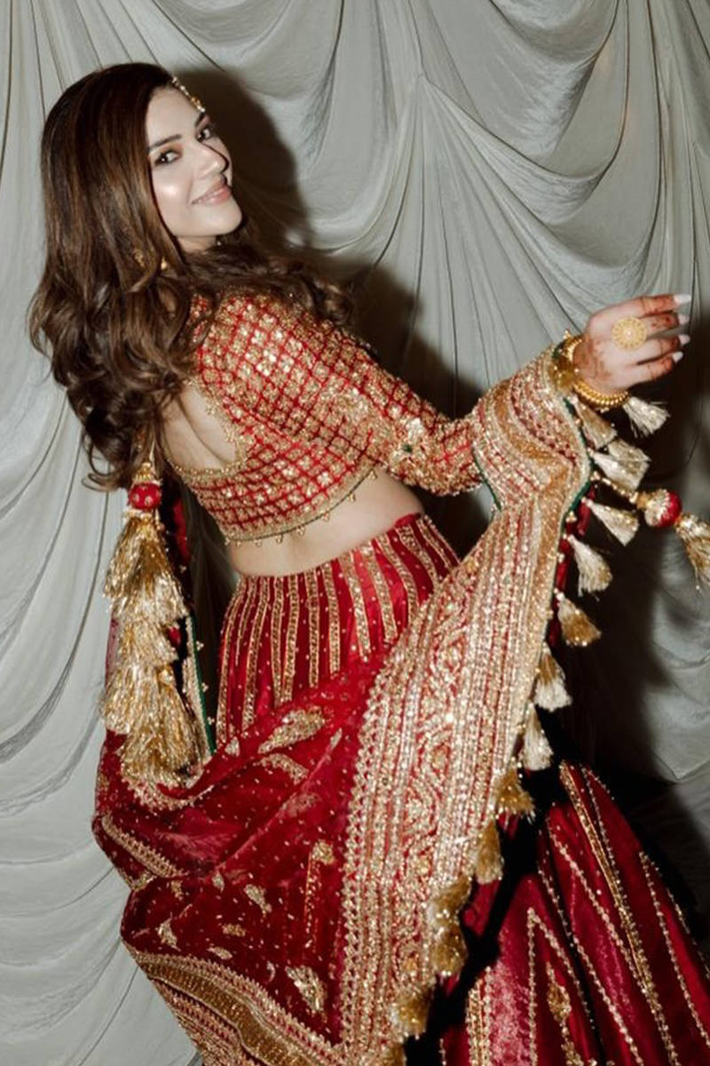 Picture of Mehreen Pirzada