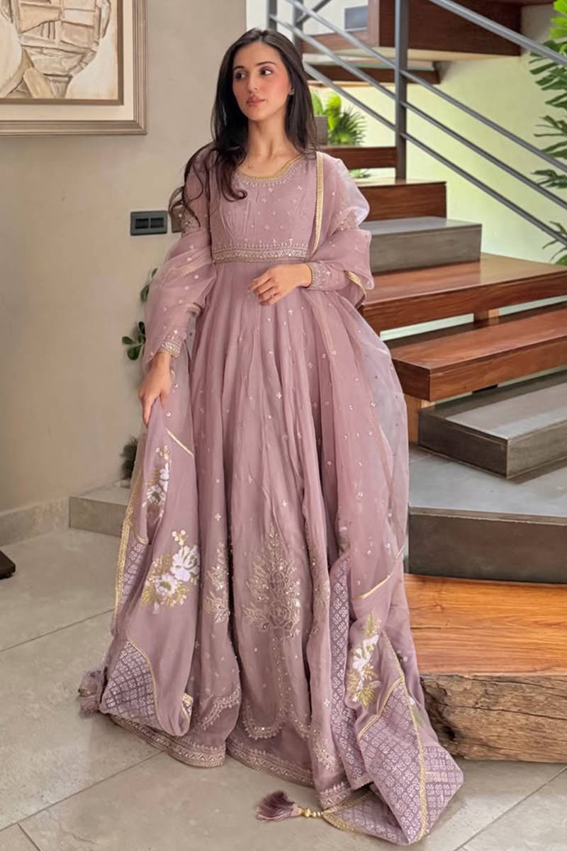 Picture of Saba Saleem